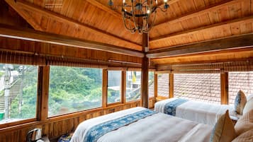 Traditional Twin Room | Courtyard view