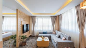 Suite | 1 slaapkamer, hypoallergeen beddengoed, een bureau, geluiddichte muren