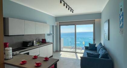 Charaki Escape Chic Seafront Studio