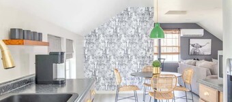 2nd Floor Loft Across from Ice Plant | The Otis