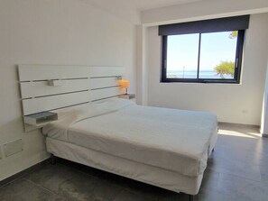 Appartement, roken | 2 slaapkamers, een strijkplank/strijkijzer