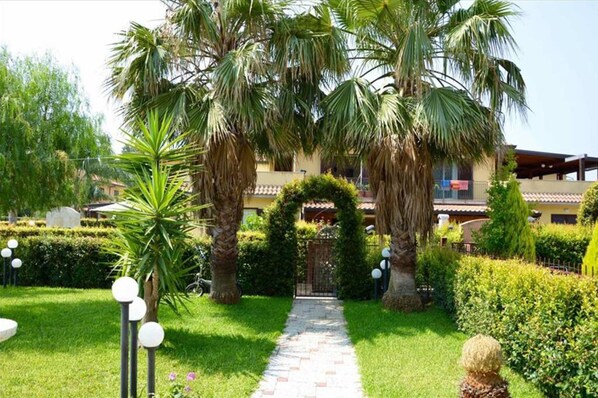 House - Villa Achillea con Jacuzzi Privata in Residence con Piscina Condivisa (Mascali)