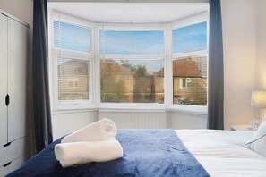 4 Schlafzimmer, Bügeleisen/Bügelbrett, Internetzugang, Bettwäsche