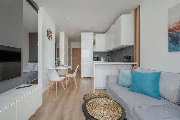 TV - Przedmiejska 4/107 Su (Wroclaw)