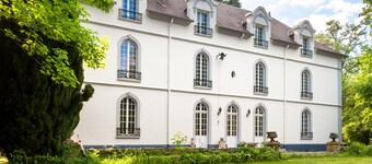 Magnifique Château Avec 7 Chambres Dans un Parc de 3 Hectares à 1 Heure de Paris