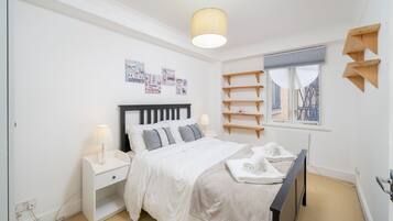 Comfort Apartment | 2 bedrooms, desk, laptop workspace, iron/ironing board