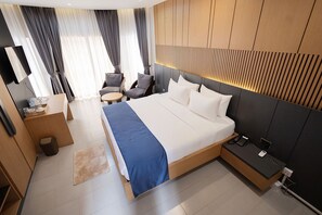 Business Room | Soundproofing, free WiFi - Grik Hotel - Entebbe (Entebbe)