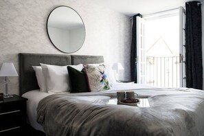 Comfort Apartment | 2 bedrooms, iron/ironing board, free WiFi - 2 Bedroom Apt Leamington Spa (Royal Leamington Spa)