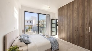 5 chambres, fer et planche à repasser, lit de bébé portatif, Wi-Fi