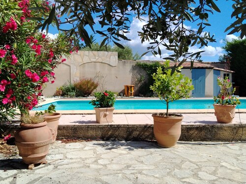 Maison Provençale Proche de Lourmarin, au Cœur du sud Lubéron