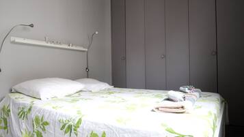 1 chambre, fer et planche Ă repasser, Wi-Fi, draps fournis