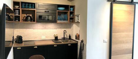 Mikrovågsugn och diskmaskin