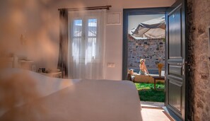 Elite Room | Premium bedding, minibar, free WiFi, bed sheets