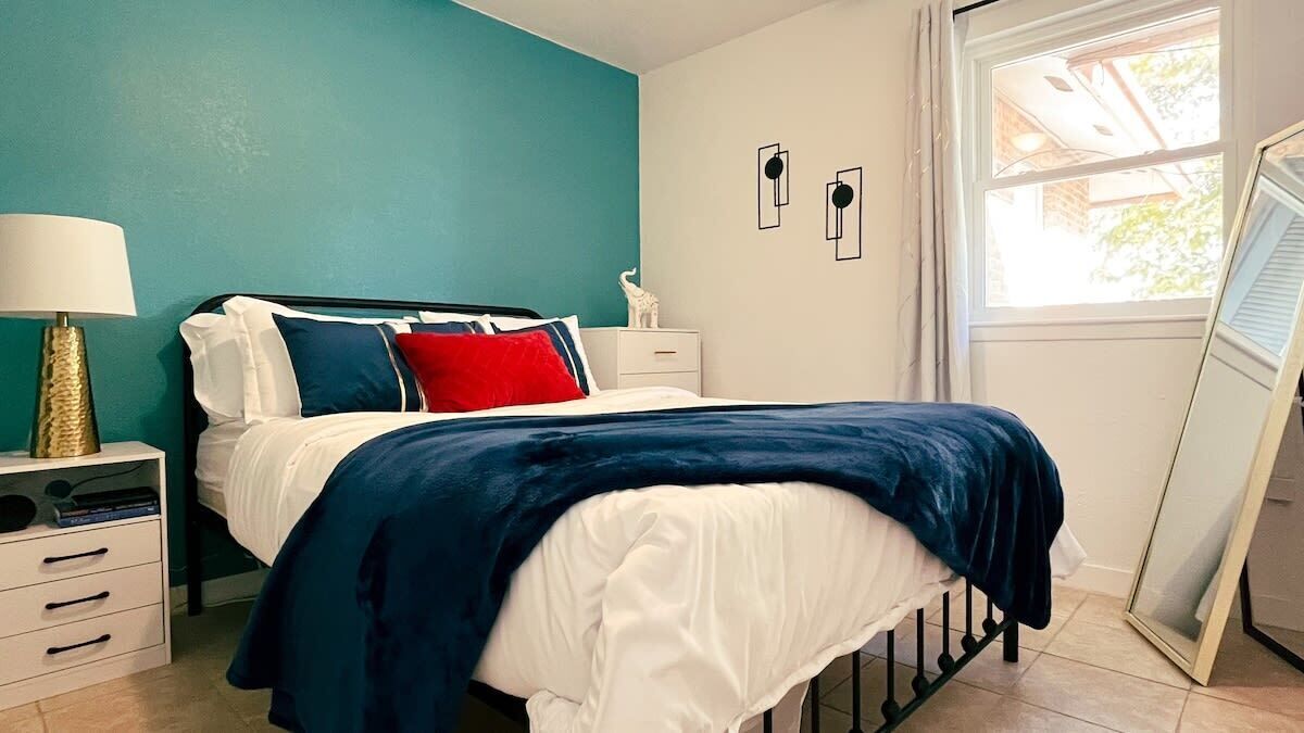 Colorful Relaxation Modern Family Friendly-3 days