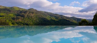 Casa com Piscina e Jacuzzi Privado - Gerês