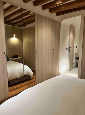 1 bedroom, desk, travel cot, WiFi - Séjours Parisiens / Suite Louvre / 5 (Paris)
