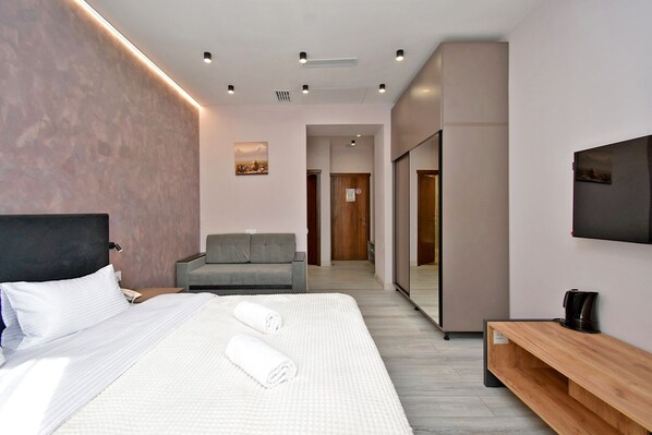 Family Suite | Free WiFi - Avenue 23 Boutique Hotel (Yerevan)