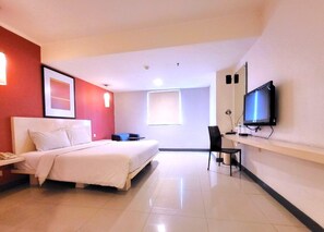 Executive Double Room, 1 Queen Bed | Free WiFi