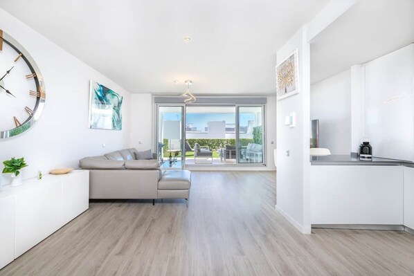 Living area - RDR339 - Stunning 2bedroom Ground floor Apt Le Mirage (Estepona)