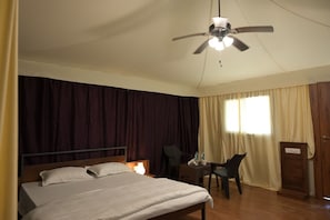 1 bedroom - Stone Water Resort  (Nashik)