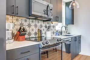 Apartment (1 Bedroom) | Interior