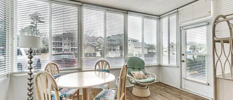 Apartment (1 Bedroom) | Interior