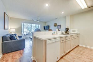 Apartment (1 Bedroom) | Interior - Walk to Beach: North Myrtle Beach Condo w/ Sunroom (North Myrtle Beach)