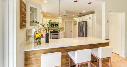 Gas Grill & Fire Pit: Peaceful Dunnellon Home!