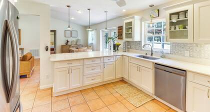 Gas Grill & Fire Pit: Peaceful Dunnellon Home!