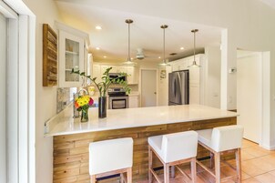 Casa (2 Bedrooms) | Interior