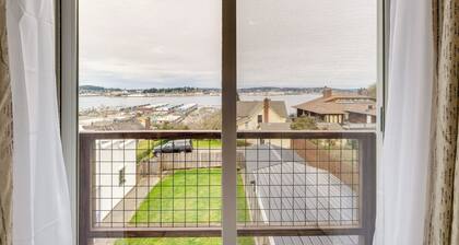 Port Orchard Guest House - Walk to Bay Street!