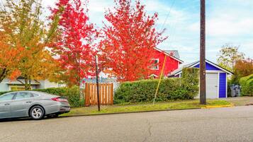 Apartment (0 Bedroom) | Interior