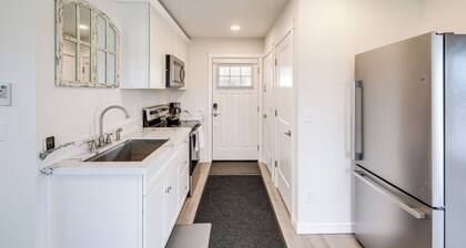 Port Orchard Guest House - Walk to Bay Street!