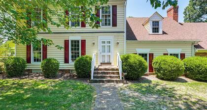 Richmond Vacation Rental ~ 10 Mi to Downtown!
