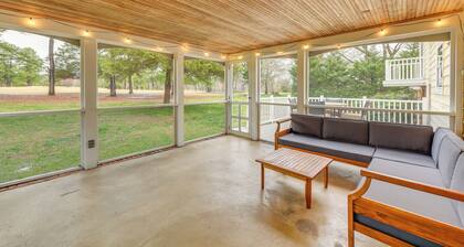 Richmond Vacation Rental ~ 10 Mi to Downtown!