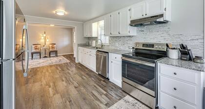 New Blaine Getaway - Walk to Lake Dardanelle!