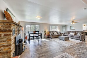 House (2 Bedrooms) | Interior