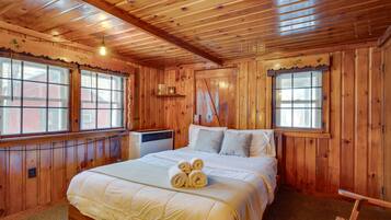 Rumah (1 Bedroom) | 1 kamar tidur, setrika/meja setrika, dan seprai linen