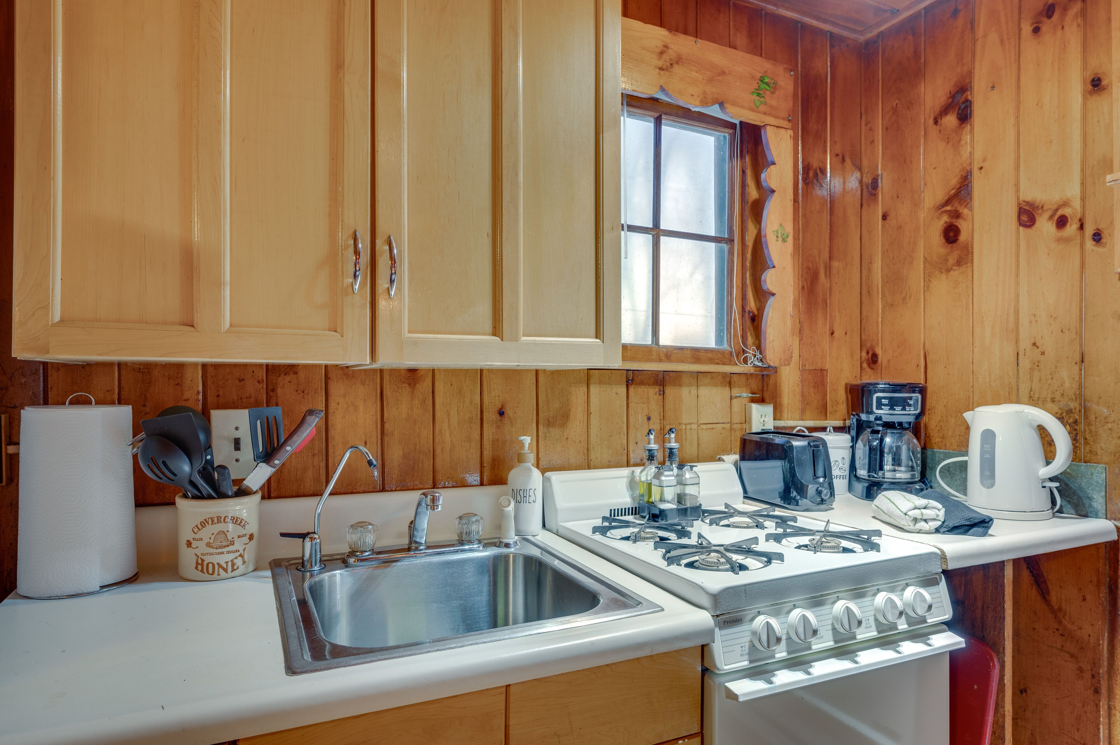 Lò vi sóng, lò nướng, bếp nấu, dụng cụ nấu nướng/bát dĩa/dao nĩa 