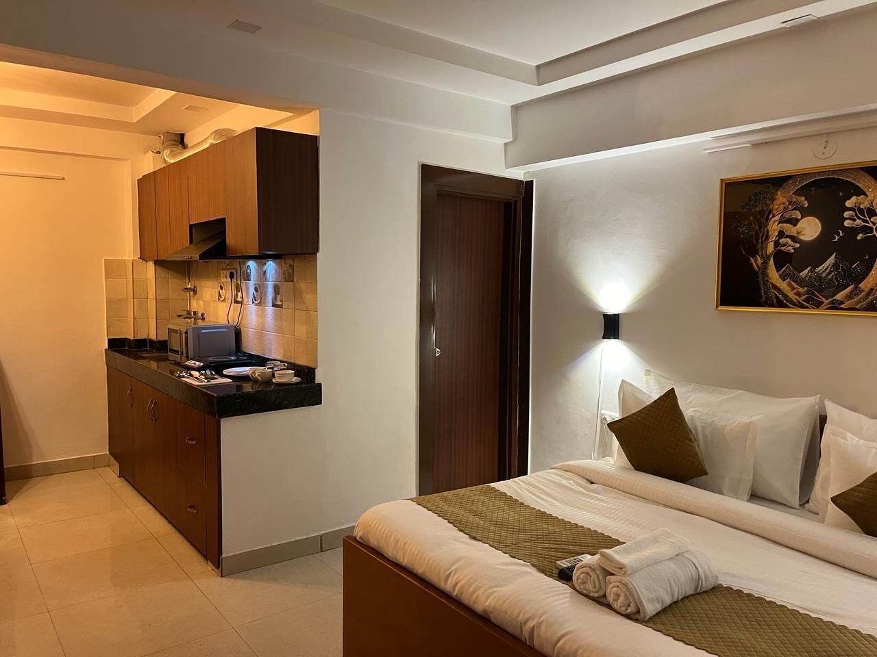 10 soverom, strykejern/-brett, wi-fi og sengetøy