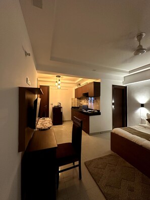 10 soverom, strykejern/-brett, wi-fi og sengetøy