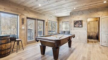 Cabin, 3 Bedrooms | Game room
