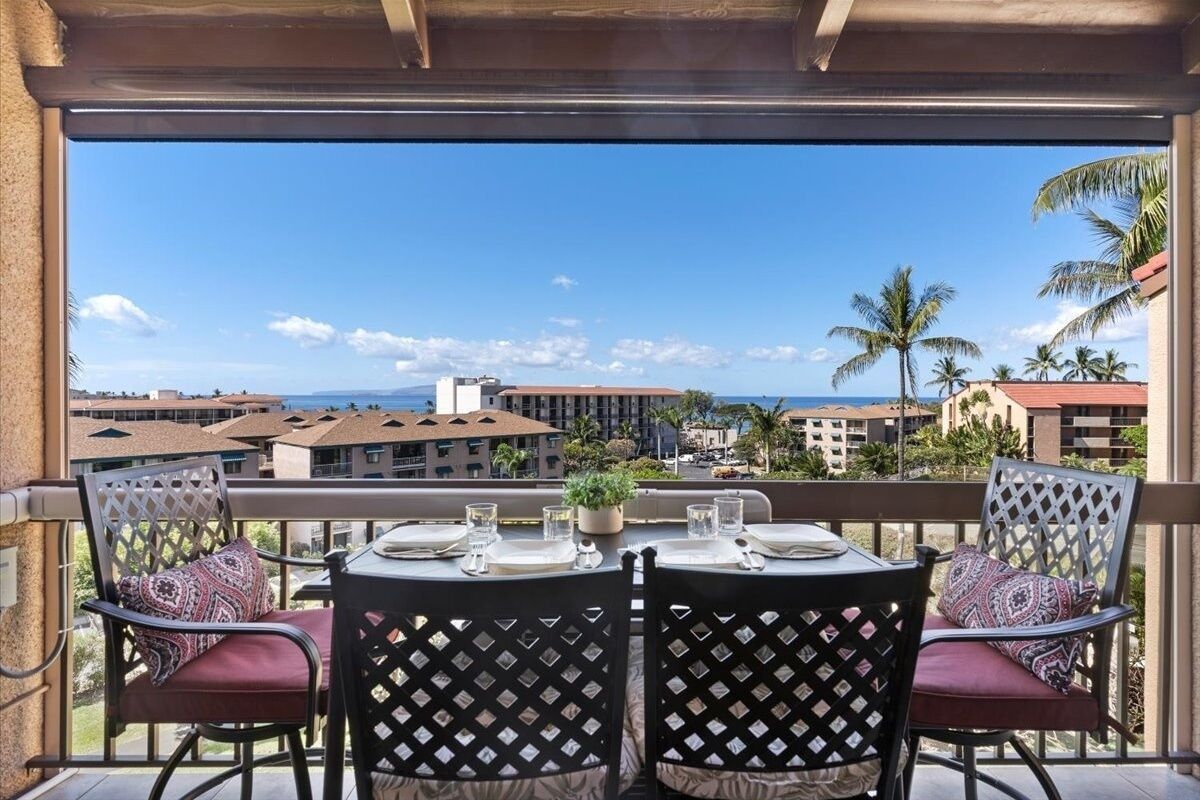Condo, 2 Bedrooms | Outdoor dining