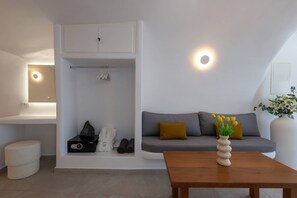 Superior Suite (Caldera view with Outdoor Hot Tub) | Ropa de cama