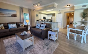 TV, DVD player - Newly Renovated Beachfront w/ Coastal Style! Free Golf & Daily Activities! (Panama City Beach)