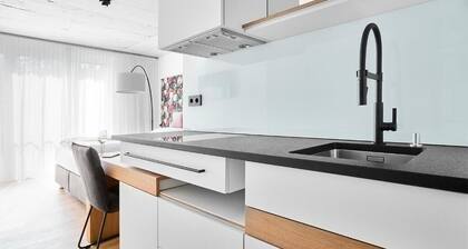 livisit bergpartment 38 - Doppelbettzimmer 27 qm - mit Küchenzeile und Bad