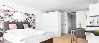 Livisit Bergpartment 38 - Doppelbettzimmer 27 qm - mit Küchenzeile und Bad