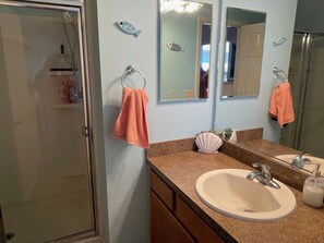 Shower, towels