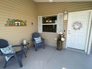 Exterior detail - Charming 2BR/2BA Rental in The Villages: Relax in Style in Dunedin (The Villlages)