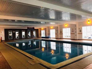 Una piscina techada